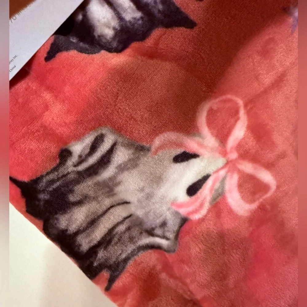 PINK BOW GIRL GHOST HALLOWEEN Throw Blanket